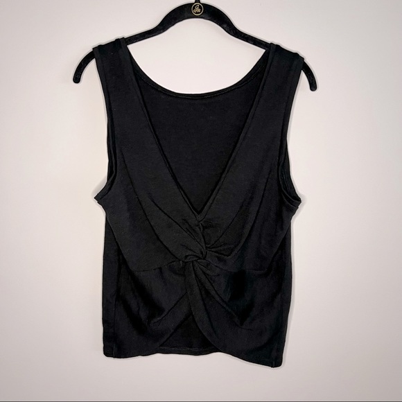 GAP Tops - Gap Back Wrap Cropped Sleeveless Tank Top Reversible